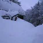 Na Sluneční Pohádková Chaloupka Ve Sladké Díře Casa vacanze *