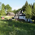 Na Sluneční Pohádková Chaloupka Ve Sladké Díře *