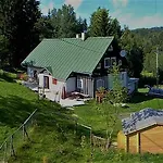 Na Sluneční Pohádková Chaloupka Ve Sladké Díře