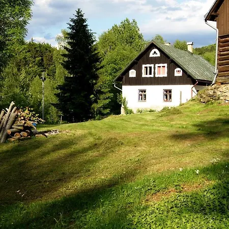 Na Sluneční Pohádková Chaloupka Ve Sladké Díře Casa vacanze